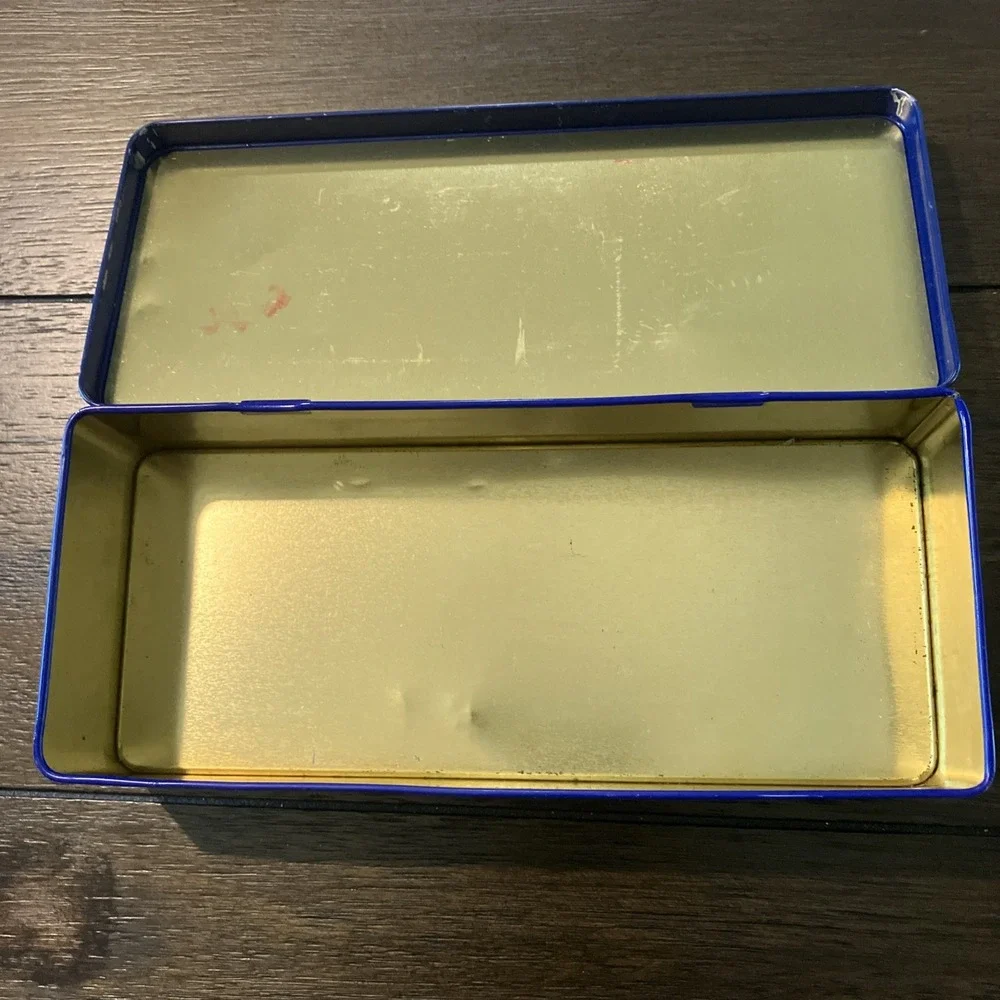 1990 Mars Milky Way Tin Pencil Box No Pencils Included